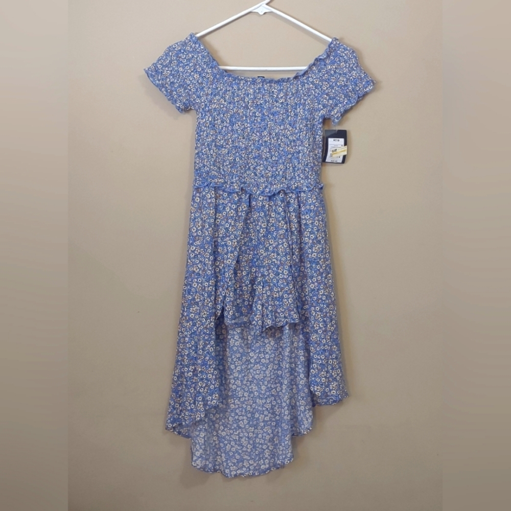 NWT Floral one piece skirted romper shorts attached under open front skirt M 7/8